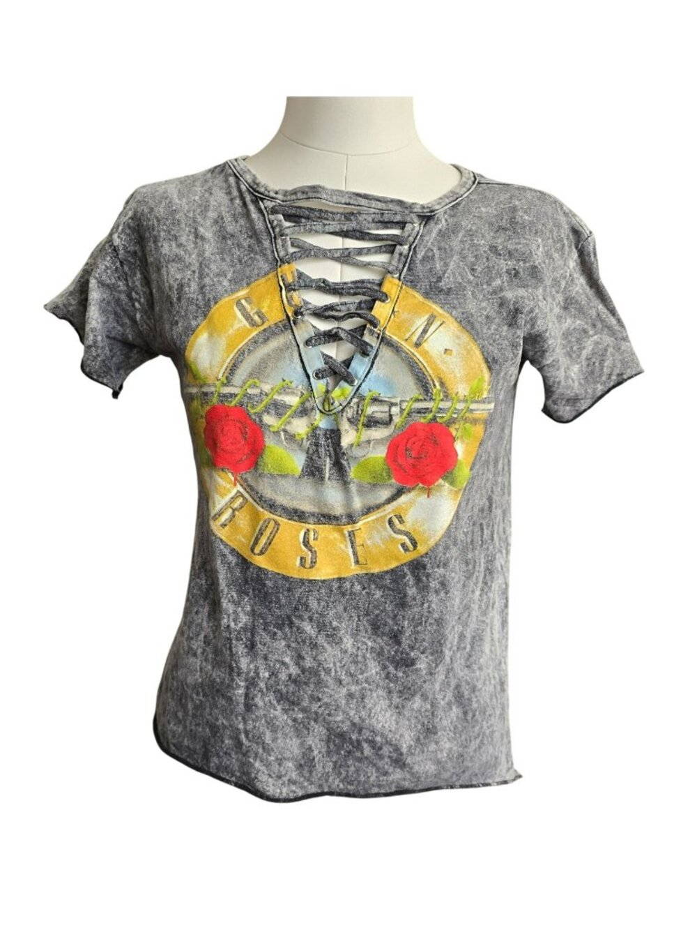 Guns N Roses Distressed Lace-Up Graphic T-Shirt With Rose PrintBrey Black  jj371